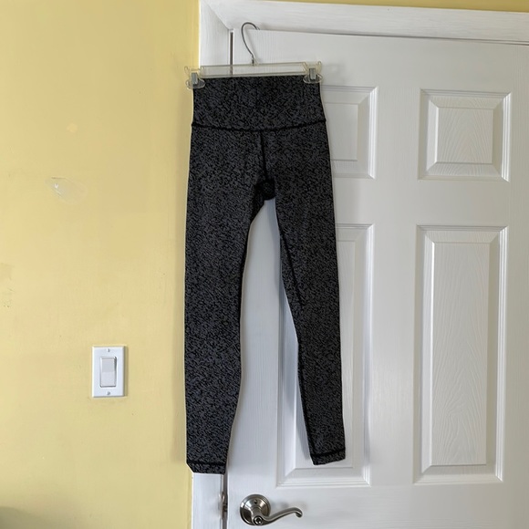 Lululemon leggings NWOT